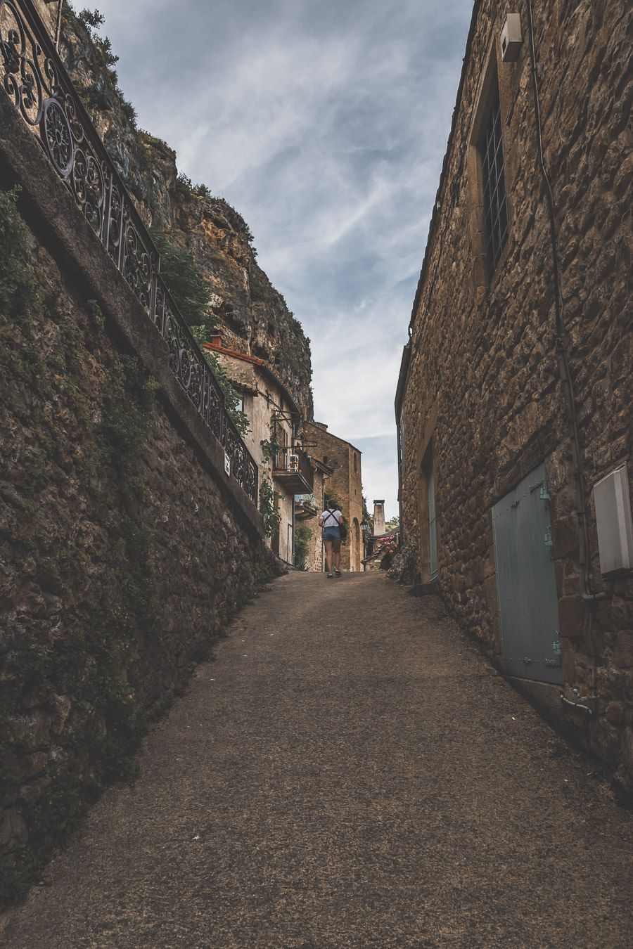 Peyre est un Plus Beau Village de France situé en Aveyron, Occitanie, France.