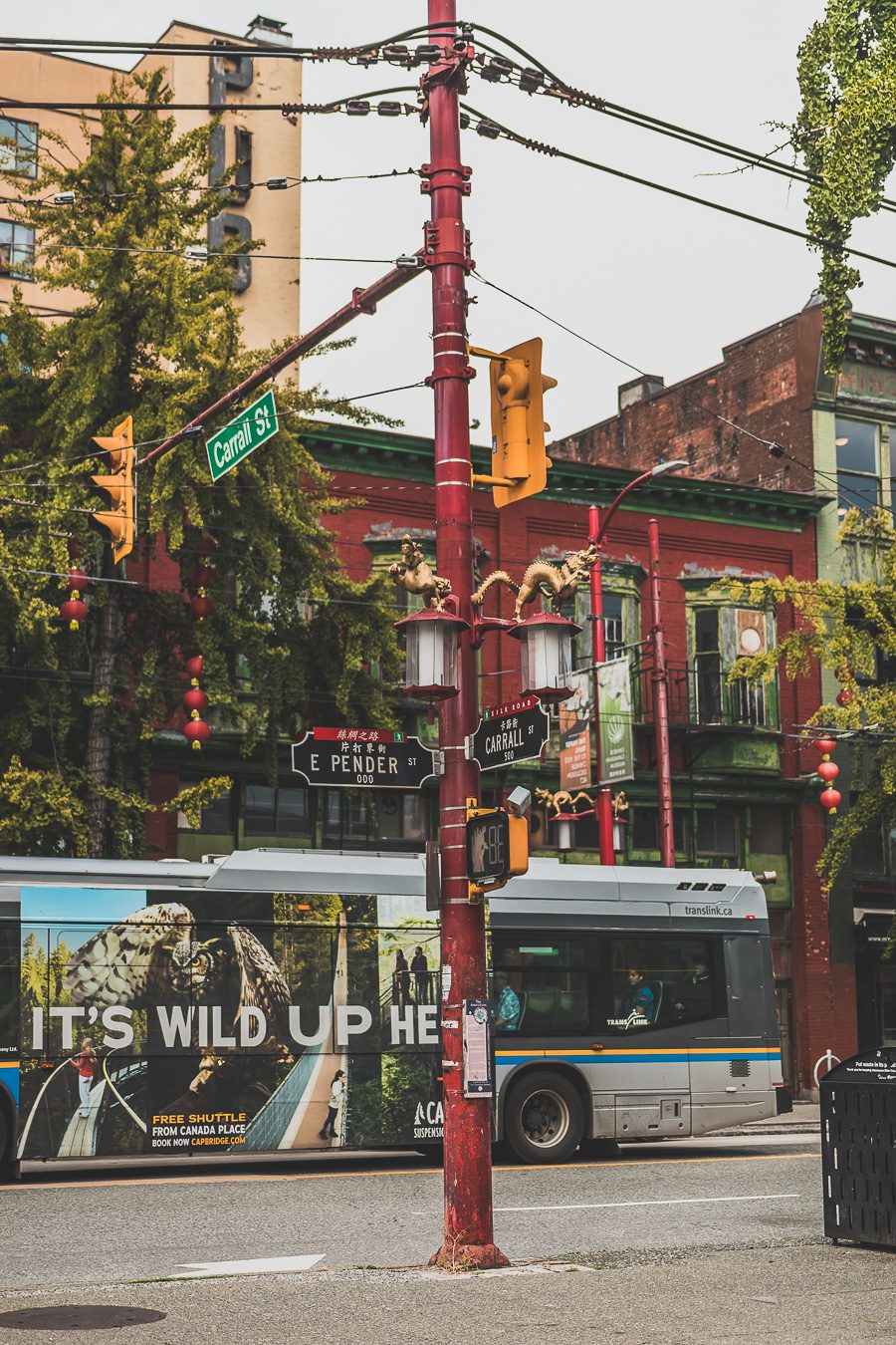 Découvrez Vancouver en seulement 1 jour ! Entre ses paysages à couper le souffle, ses parcs verdoyants et ses quartiers vibrants, cette ville iconique du Canada vous promet une escapade mémorable. Que voir, où aller, comment optimiser votre temps ? Suivez notre guide pour un city trip parfait en Amérique du Nord. Préparez-vous à explorer les incontournables de Vancouver et à vivre une journée riche en découvertes. Cliquez ici pour tous nos conseils et astuces !